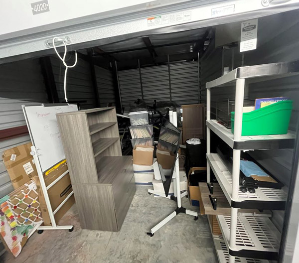 Storage-Unit-Cleanouts02